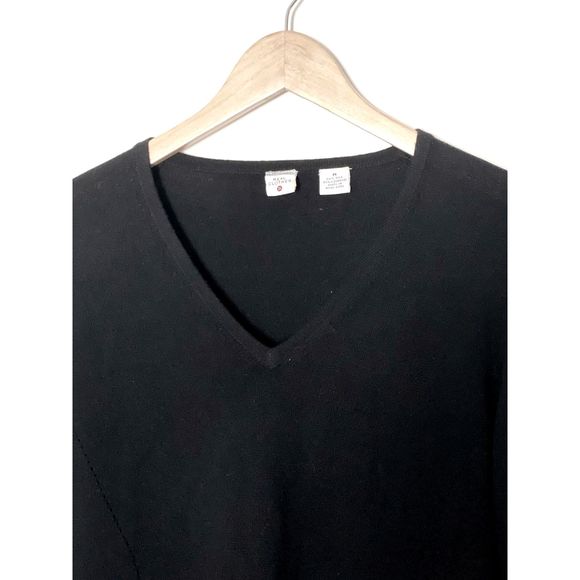 Real Clothes Silk Cashmere Blend Classic Black Vneck Sweater Size Small G7 - Picture 7 of 13